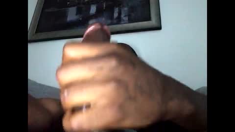 burgerboy06 online show from December 7, 2:19 pm