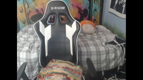 burningflute online show from December 21, 6:34 pm