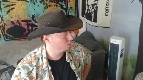burningflute online show from June 8, 6:09 pm