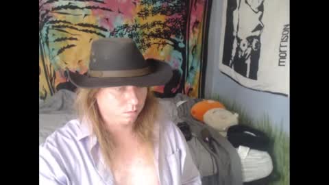 burningflute online show from September 21, 5:39 pm