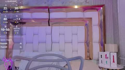 Snapshot of burningpleasuree chatting on September 28, 1:47 am Helen  online show from September 28, 1:47 am