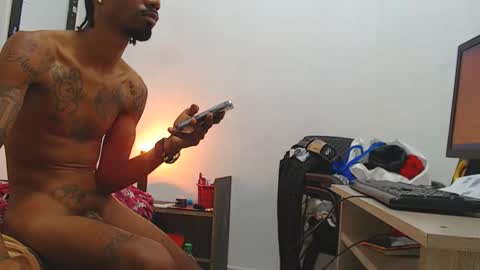 burrodelacosta online show from May 5, 11:27 am
