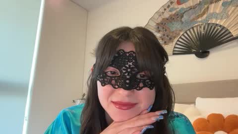 busy_bee69 online show from February 3, 10:47 pm