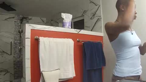 Goddess online show from December 21, 1:45 am