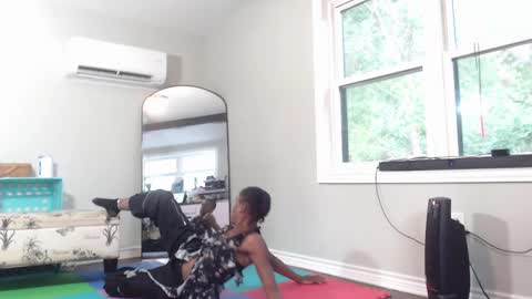 Snapshot of butt3rcup chatting on September 29, 11:04 pm Goddess online show from September 29, 11:04 pm