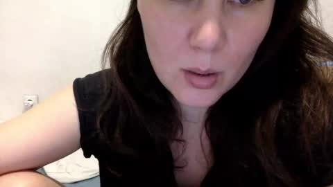 Lamb online show from November 4, 6:53 pm