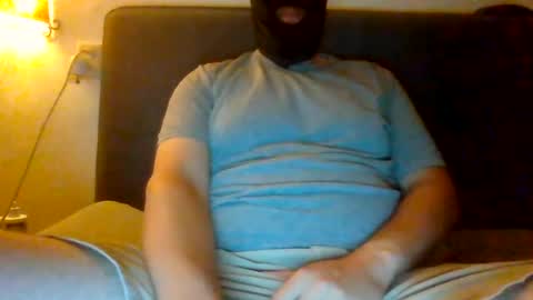 cagegag31 online show from July 13, 8:45 pm