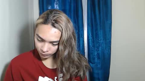 caitessa_bellemoir online show from March 31, 2:34 am