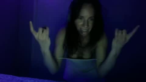 Caitie Citrine online show from March 14, 4:38 am