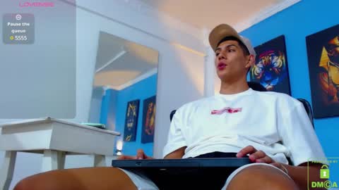 Valerio  online show from December 27, 11:53 pm