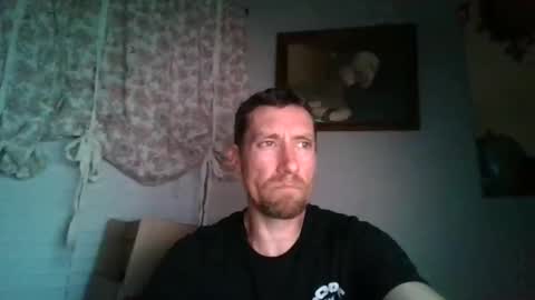 calbry82 online show from May 4, 2:40 am
