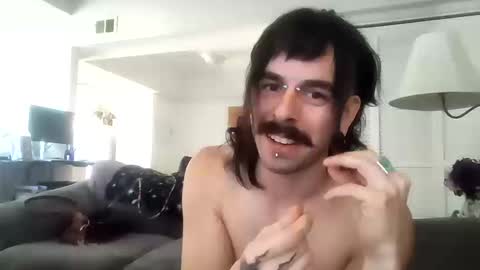 calciferaddams online show from October 16, 9:46 pm