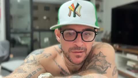 CaliforniaBrazilian online show from June 7, 5:34 am