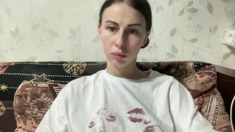 Anna online show from February 24, 9:07 pm