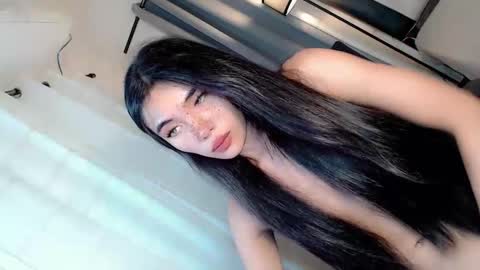 call_me_nina online show from June 7, 7:13 am