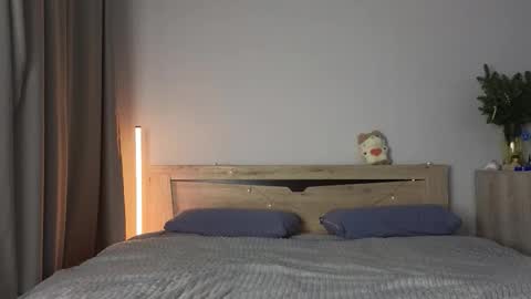 Callista online show from December 1, 8:29 pm