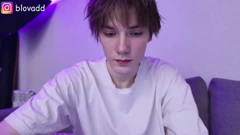 Nick online show from February 3, 12:25 pm