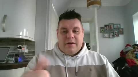 Calvinm365 online show from December 9, 2:17 pm