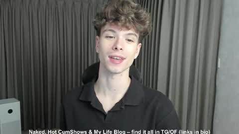 Hey I am Calvin  online show from November 11, 2:08 pm