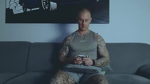 Calvin  online show from January 14, 8:50 pm