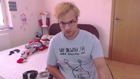 Calvinjohnlad online show from March 7, 10:02 am