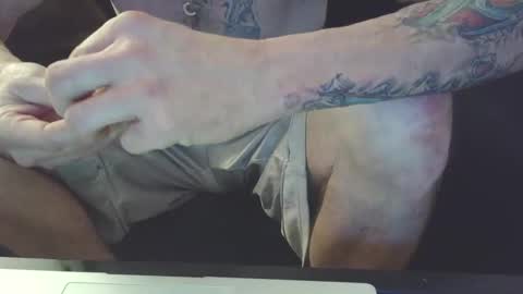 Chillaxin lets talk  online show from January 28, 1:08 am