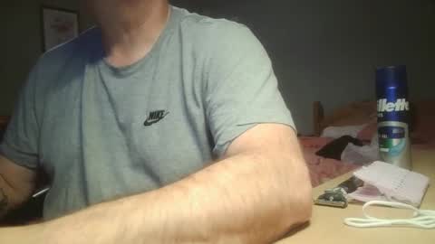 cambsuk online show from November 22, 12:20 am