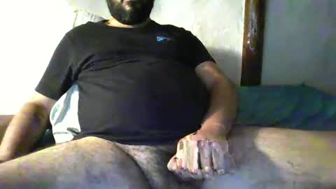 Snapshot of camera008 chatting on February 12, 6:40 pm camera008 online show from February 12, 6:40 pm