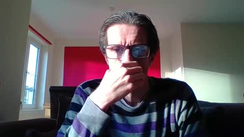 Snapshot of cameraaa chatting on October 25, 8:24 am cameraaa online show from October 25, 8:24 am