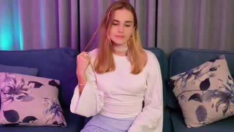 Emilt online show from June 23, 2:34 pm