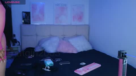 camilamarsh online show from February 16, 2:59 pm