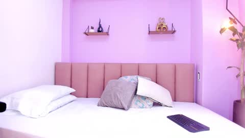 camila online show from March 18, 12:22 pm