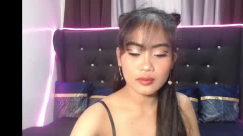 camilla_morena online show from September 16, 5:10 am