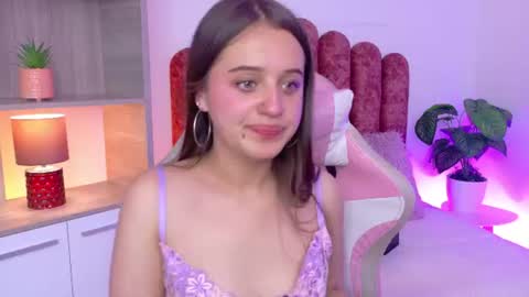 Cami  online show from June 17, 7:52 pm