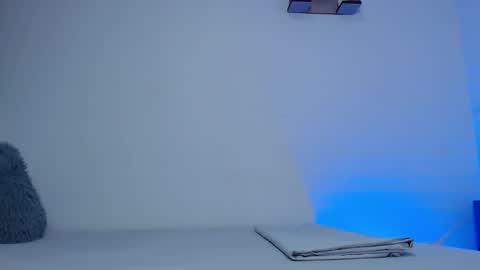 camilo_contre21 online show from March 3, 11:23 pm