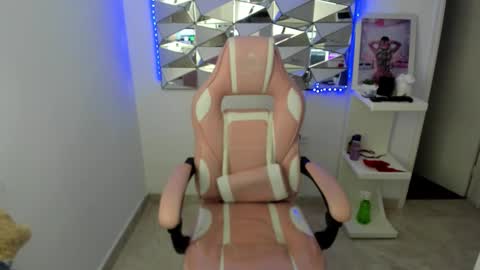 camixxx_m online show from November 19, 1:10 pm