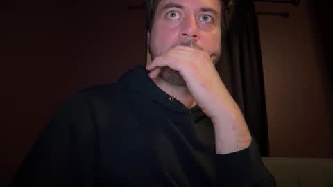 camunity online show from January 10, 11:48 am