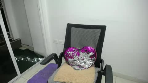 cumorsmooke online show from February 14, 4:37 am