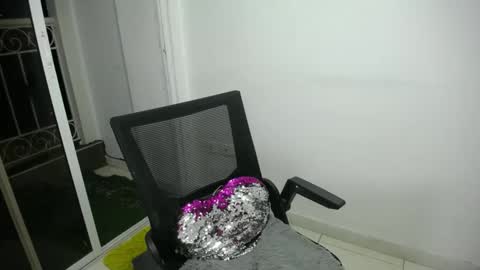 cumorsmooke online show from February 2, 3:54 am