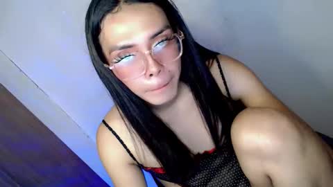 Candi online show from October 20, 1:27 pm