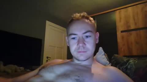 candy_boy_xoxo online show from November 10, 9:12 am