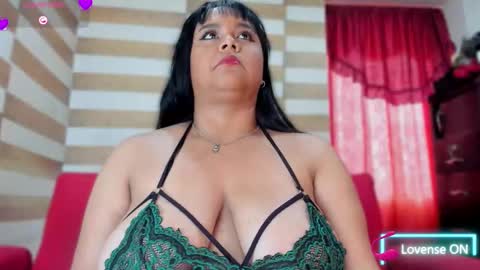 Candy  Brown online show from November 15, 12:51 pm