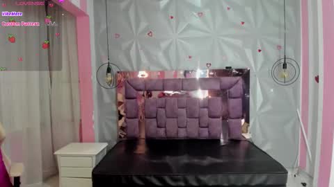 Ania online show from December 3, 11:11 am