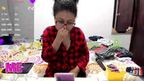 candy_val online show from March 7, 7:08 am