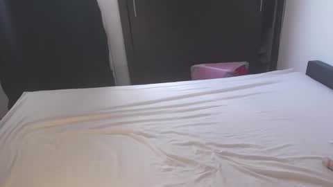 Candy online show from March 25, 5:20 pm