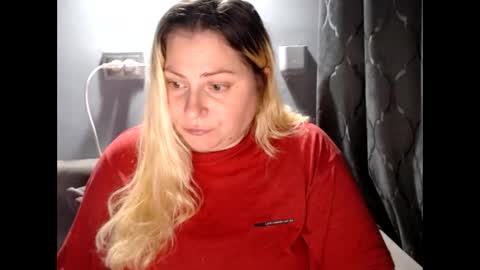 Laura online show from September 20, 8:23 pm