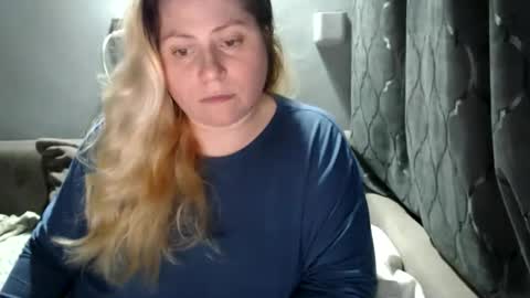 Laura online show from October 29, 7:58 pm