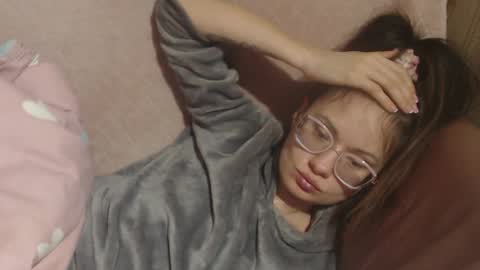 say meow and send tips  online show from March 13, 2:09 pm