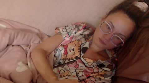 say meow and send tip  online show from June 9, 5:23 pm