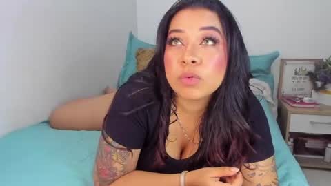 candyr0se_ online show from July 22, 8:16 am